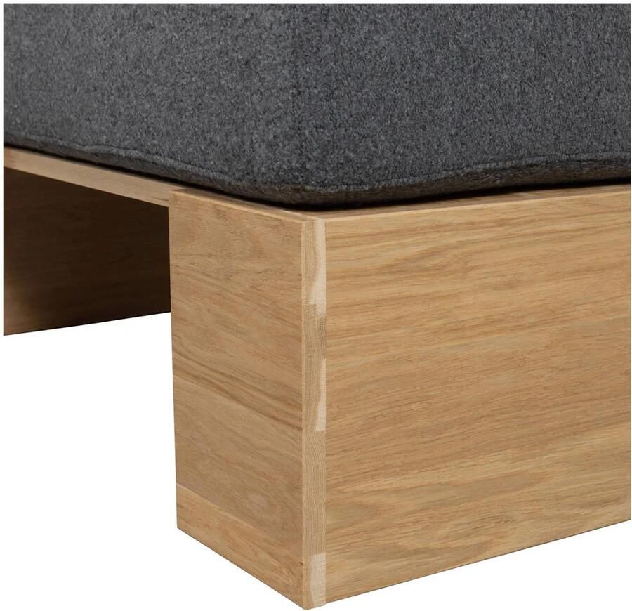 Vtwonen | Eat Up Muurbankje Inclusief Kussens Denim Eiken | Woonaccessoires | Woonaccessoire