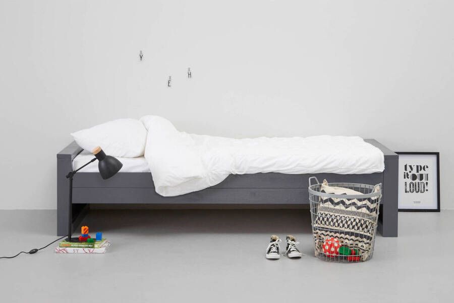 Woood bed Dennis (90x200 cm)