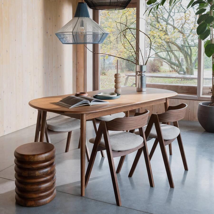 Zuiver Uitschuifbare Ovale Eettafel Twist Walnoot 185-240 x 90cm Bruin