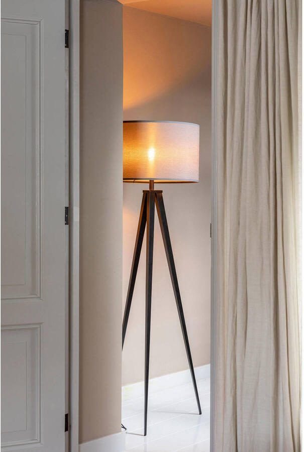 Zuiver | Vloerlamp Tripod Black Grey | Woonaccessoires | Vloerlamp - Foto 4