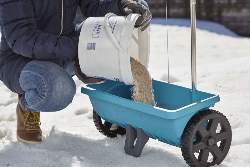 GARDENA Strooiwagen L Strooikar 400m2 12.5 Liter